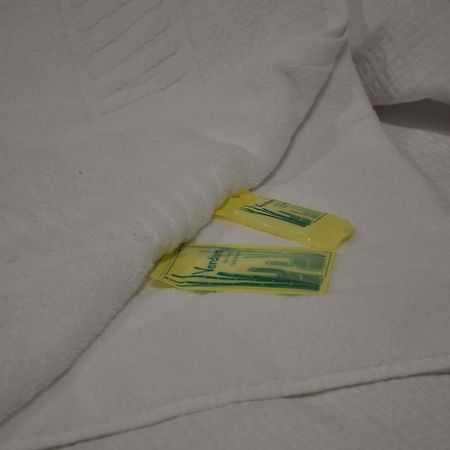ホテル Pons Minea ポルトマリン エクステリア 写真